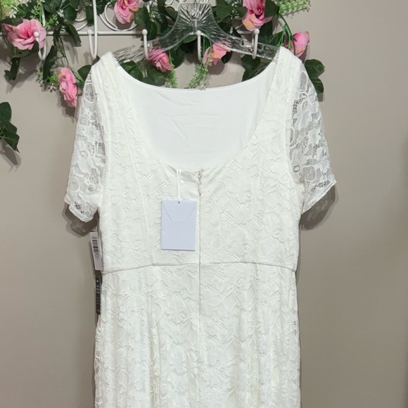 NWT Torrid Wedding Dress - Picture 4 of 10